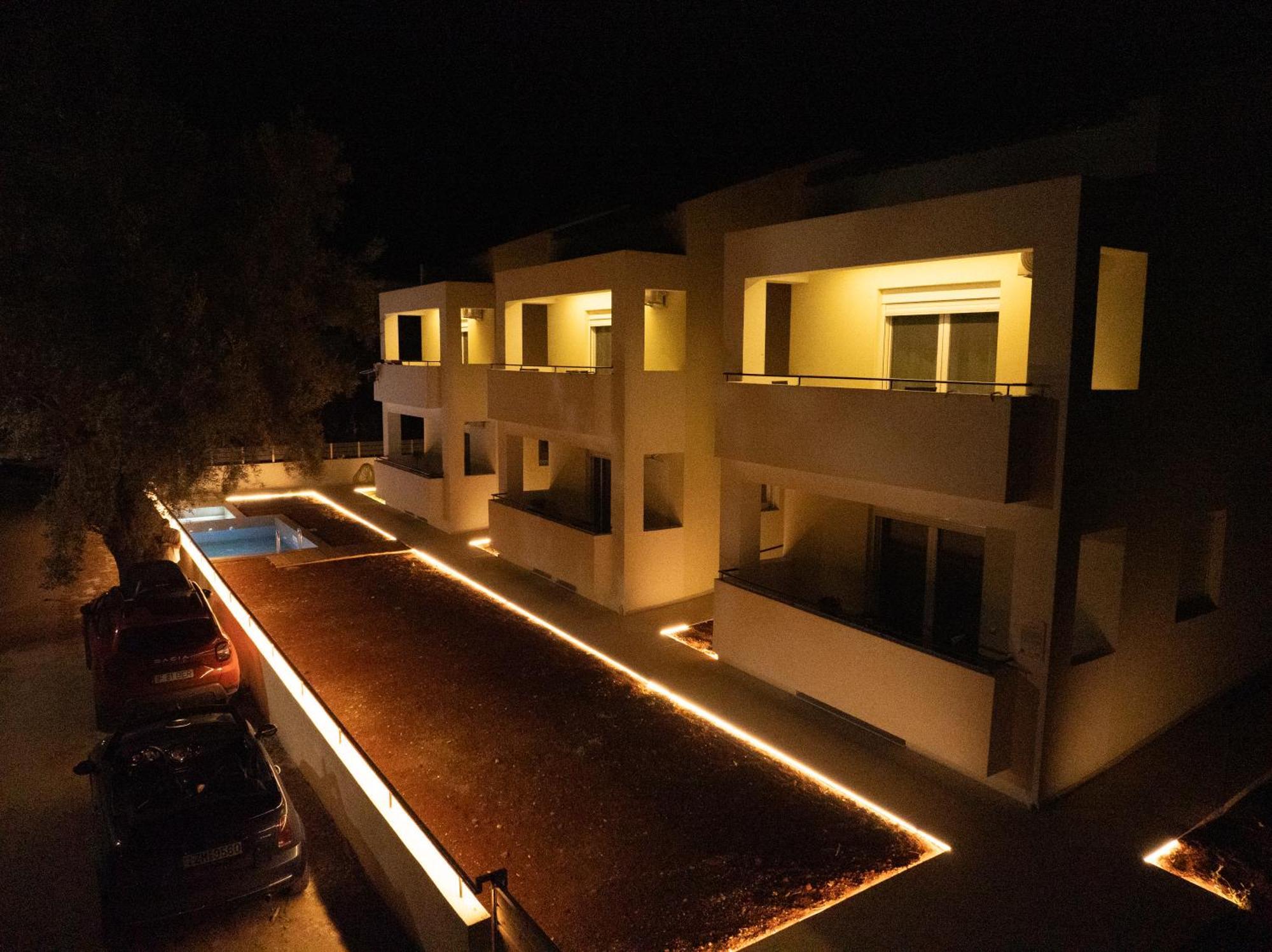 Miralis Apartments Nikiana Luaran gambar